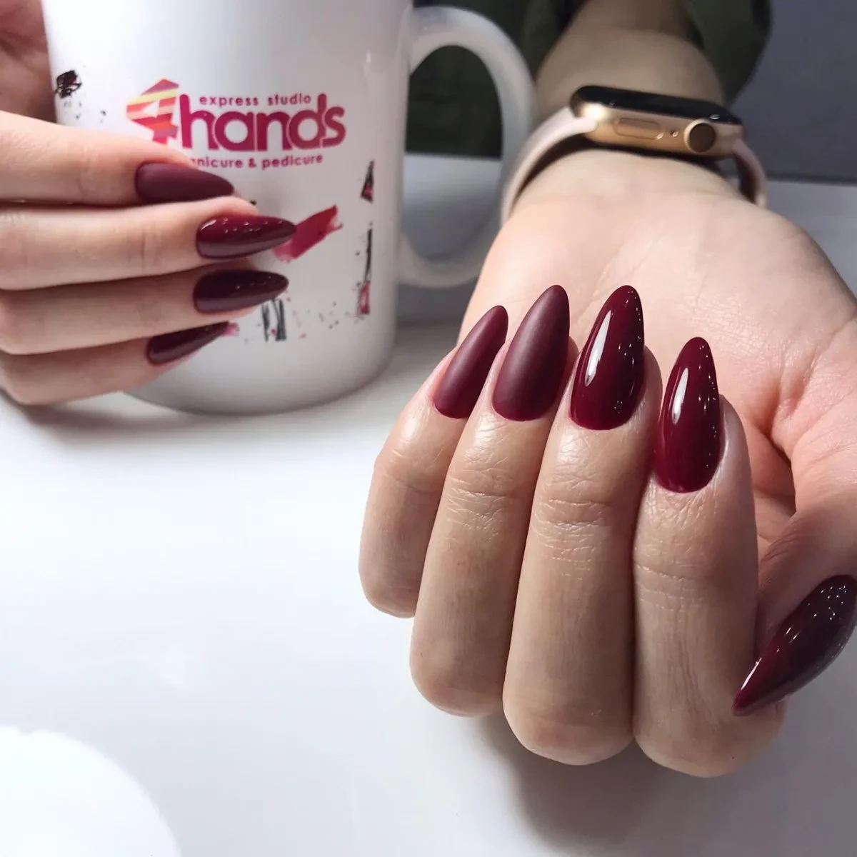 4Hands 4Hands